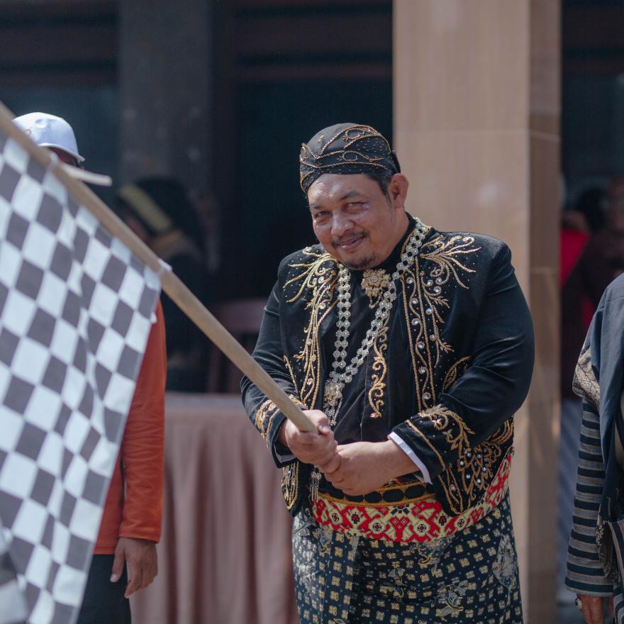 Peringati HUT RI 80 DESA NGEPEH Mengadakan Kegiatan Pawai Budaya 